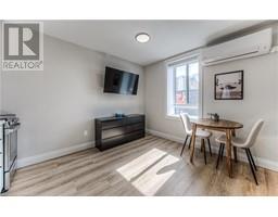 28-30 ONTARIO Street S