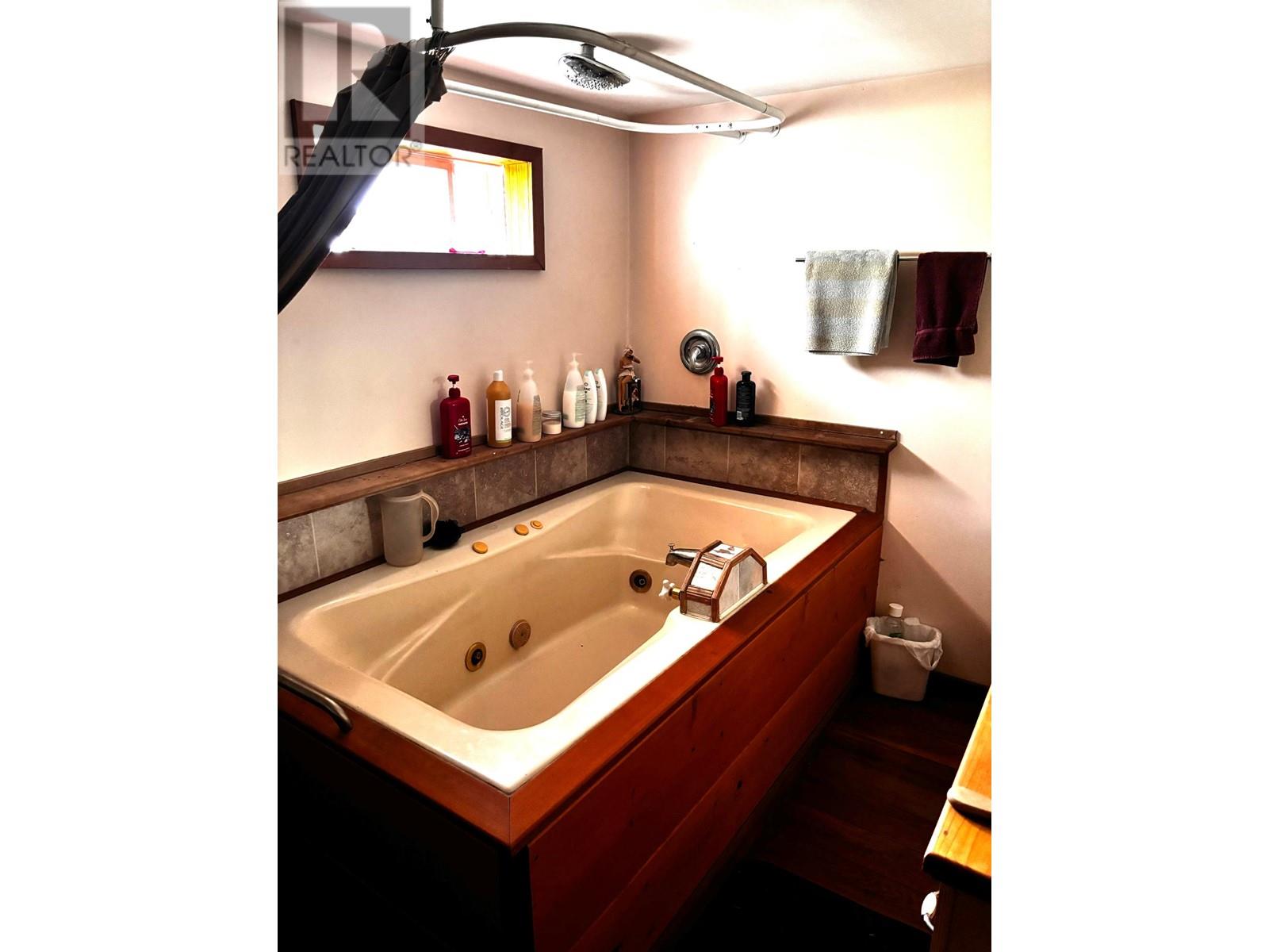 1207 Russel St, Lillooet, British Columbia  V0K 1V0 - Photo 6 - 179656