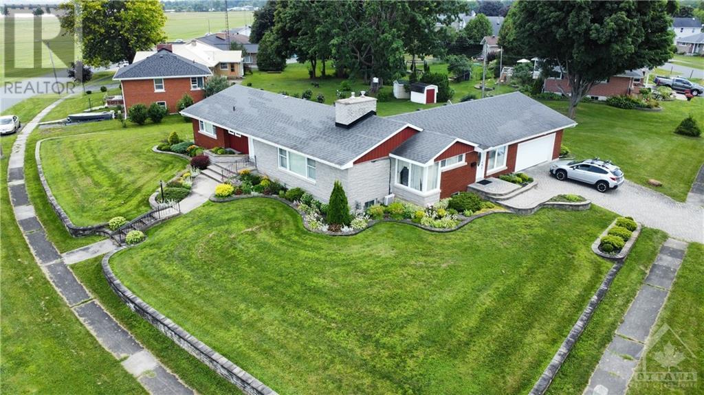 8 Elizabeth Drive, Iroquois, Ontario K0E 1K0 (27133995) — RE/MAX the