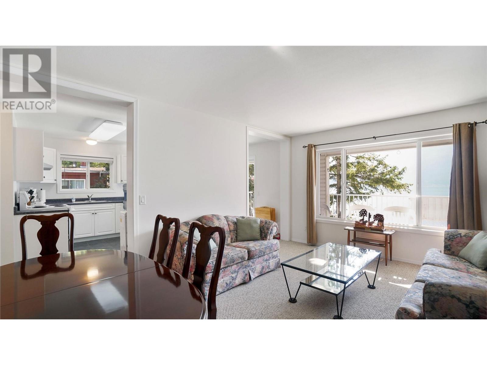 Property at 4746 Sunnybrae Canoe Point Road image 3