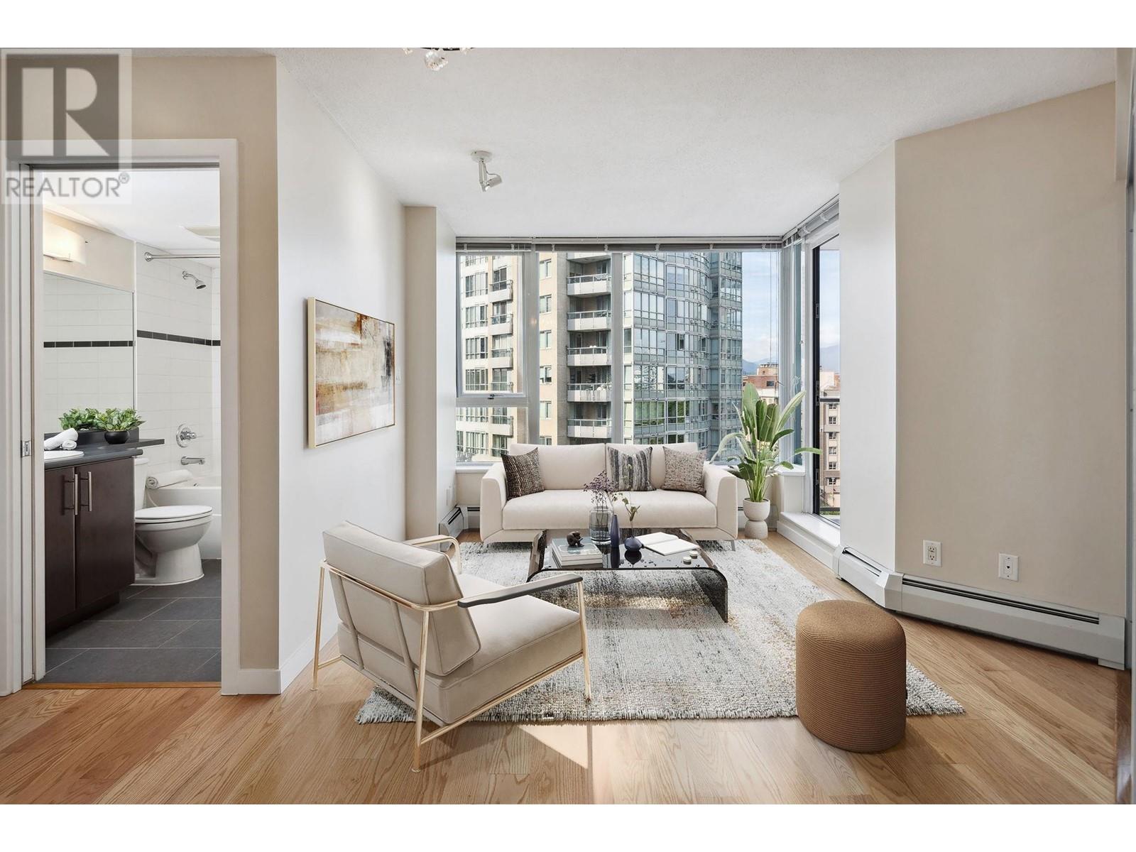 907 58 KEEFER PLACE, vancouver, British Columbia