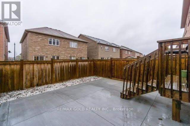 Upper - 87 Crumlin Crescent, Brampton (Credit Valley), Ontario  L7A 0Y4 - Photo 11 - W9015285