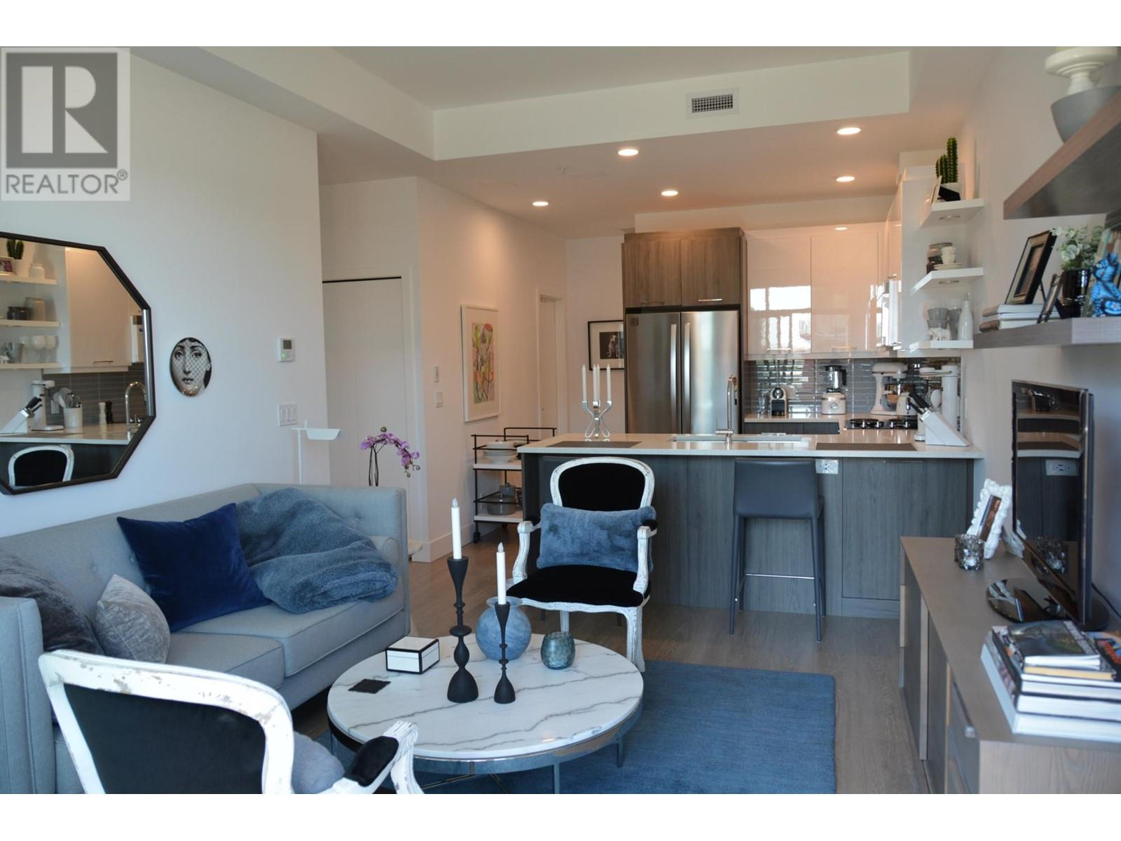 304-885 University Drive, Kamloops, British Columbia  V2C 5N3 - Photo 3 - 179715