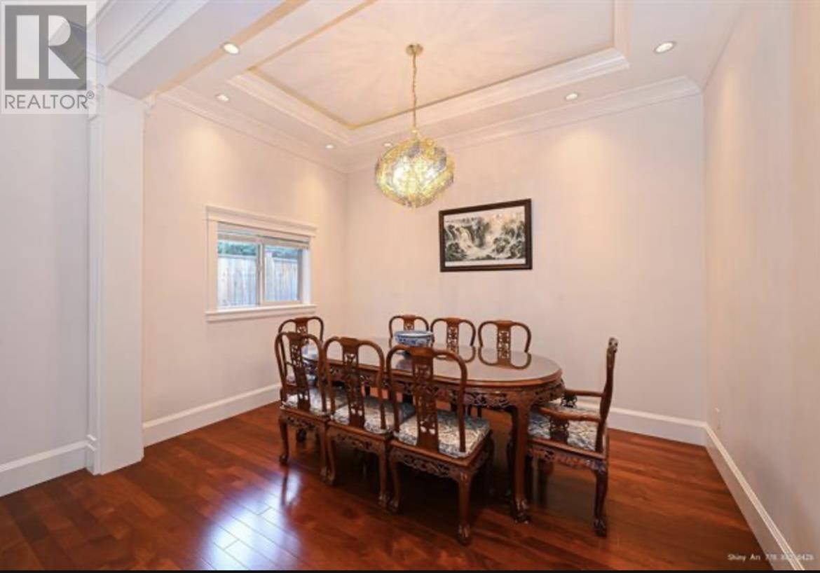 Property at 3671 SPRINGTHORNE CRESCENT image 5
