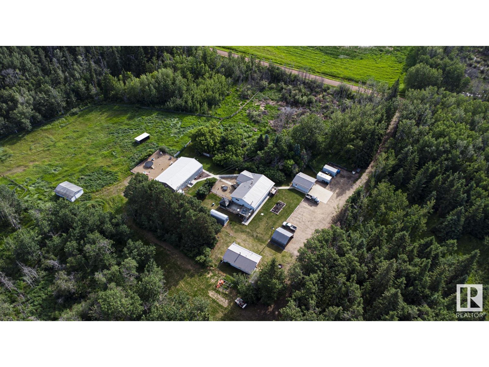 58418 Rge Rd 223, Rural Thorhild County, Alberta  T0A 3J0 - Photo 3 - E4380326