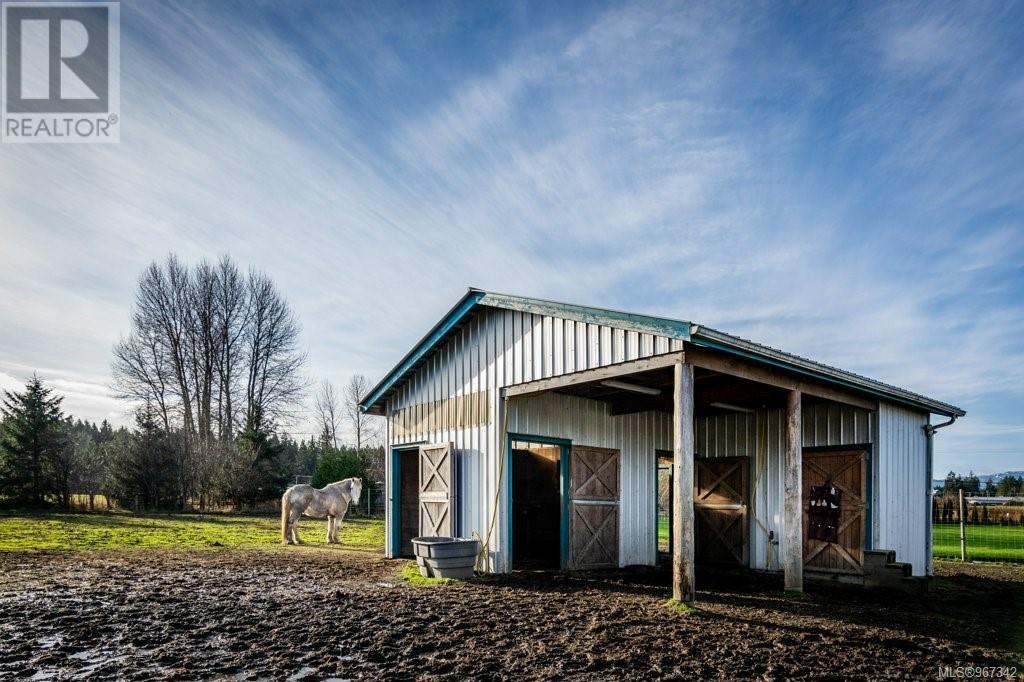 2012 Anderton Rd, Comox, British Columbia  V9M 4B1 - Photo 28 - 967342