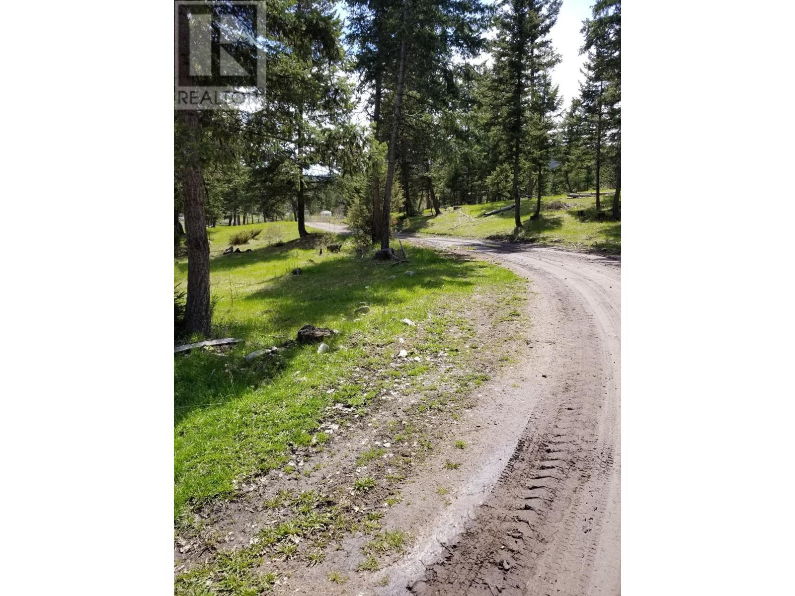 Legal Scuitto Lake, Kamloops, British Columbia   - Photo 13 - 176532