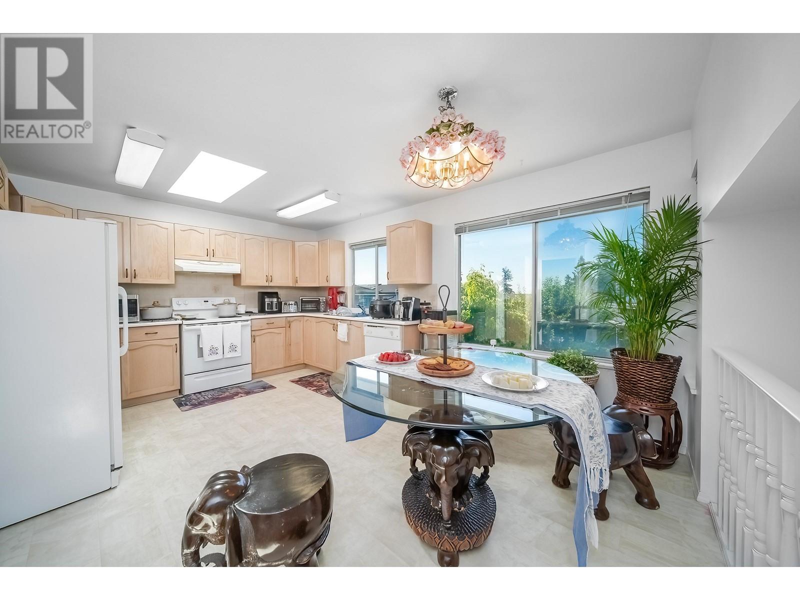 6250 Clinton Street, Burnaby, British Columbia  V5J 2M7 - Photo 23 - R2902700