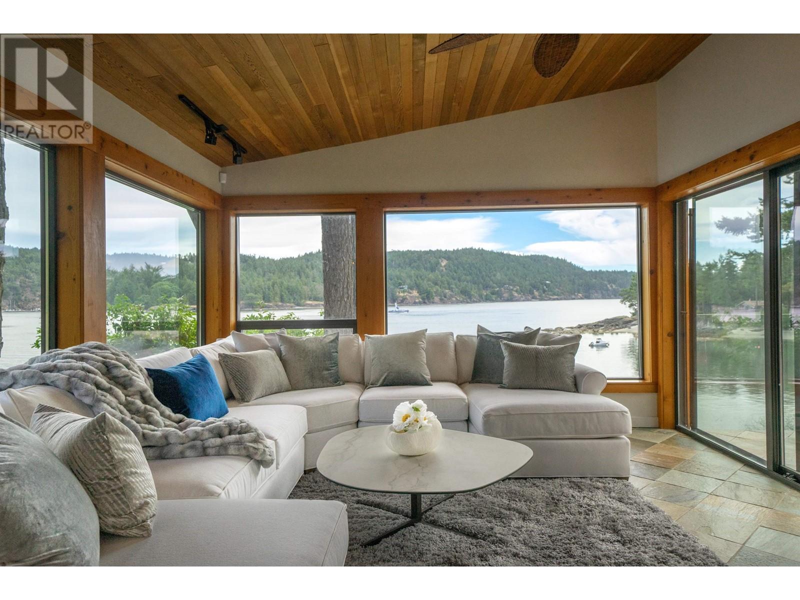 7909 Bedwell Drive, Pender Island, British Columbia  V0N 2M2 - Photo 13 - R2873589