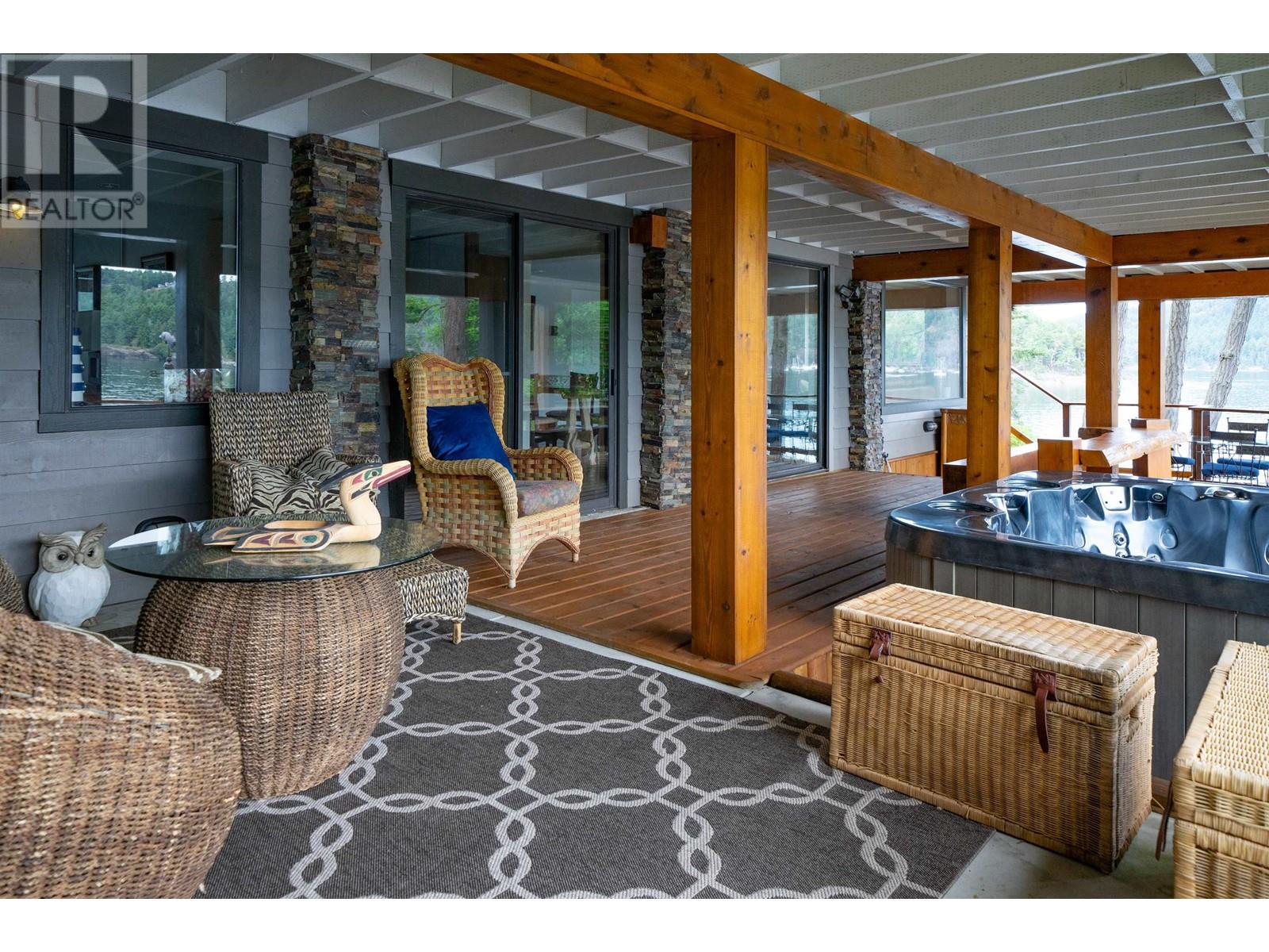 7909 Bedwell Drive, Pender Island, British Columbia  V0N 2M2 - Photo 36 - R2873589