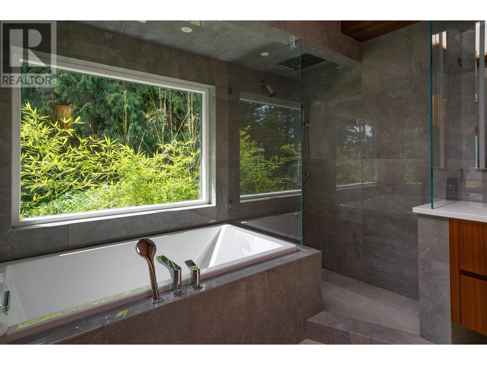 7909 Bedwell Drive, Pender Island, British Columbia  V0N 2M2 - Photo 27 - R2873589
