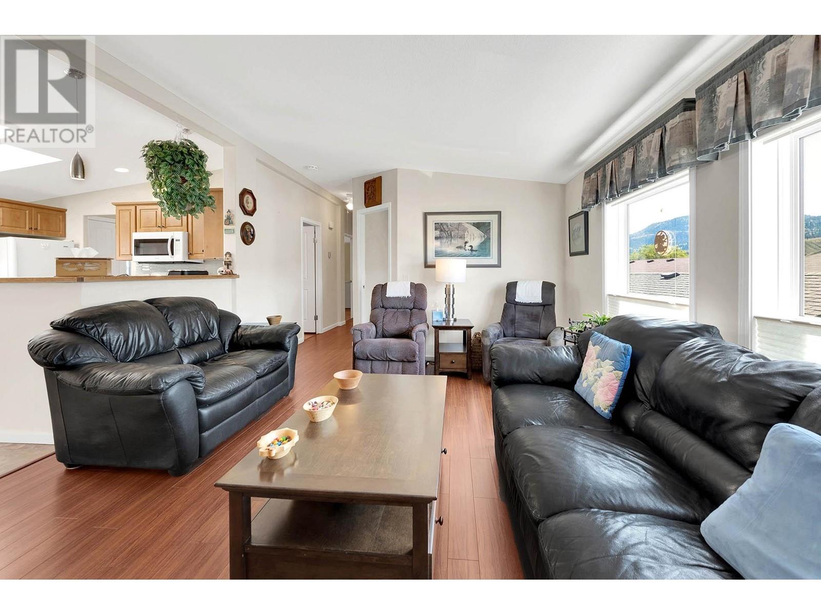 8-768 Shuswap Road E, Kamloops, British Columbia  V2H 0A4 - Photo 17 - 178781