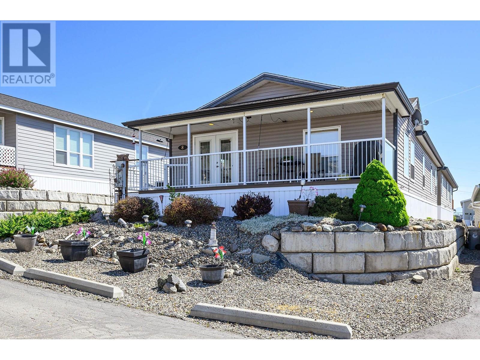 8-768 Shuswap Road E, Kamloops, British Columbia  V2H 0A4 - Photo 5 - 178781