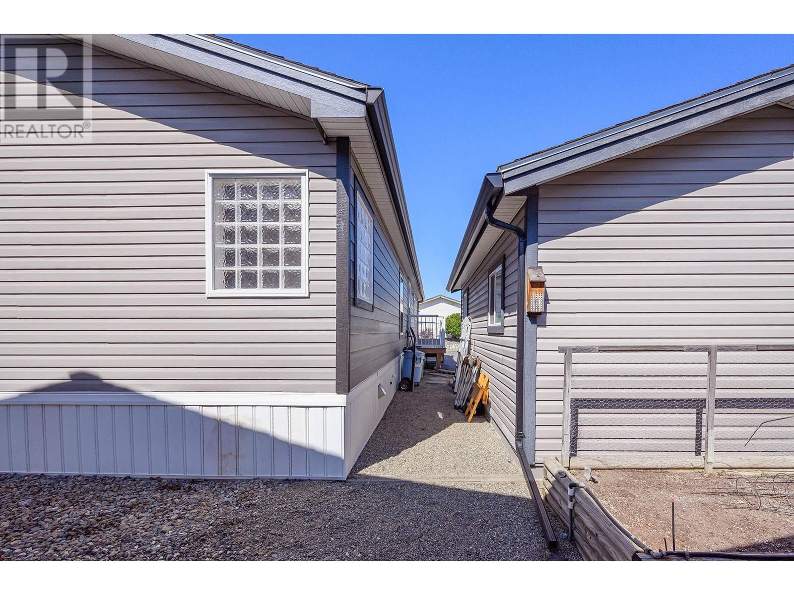 8-768 Shuswap Road E, Kamloops, British Columbia  V2H 0A4 - Photo 57 - 178781