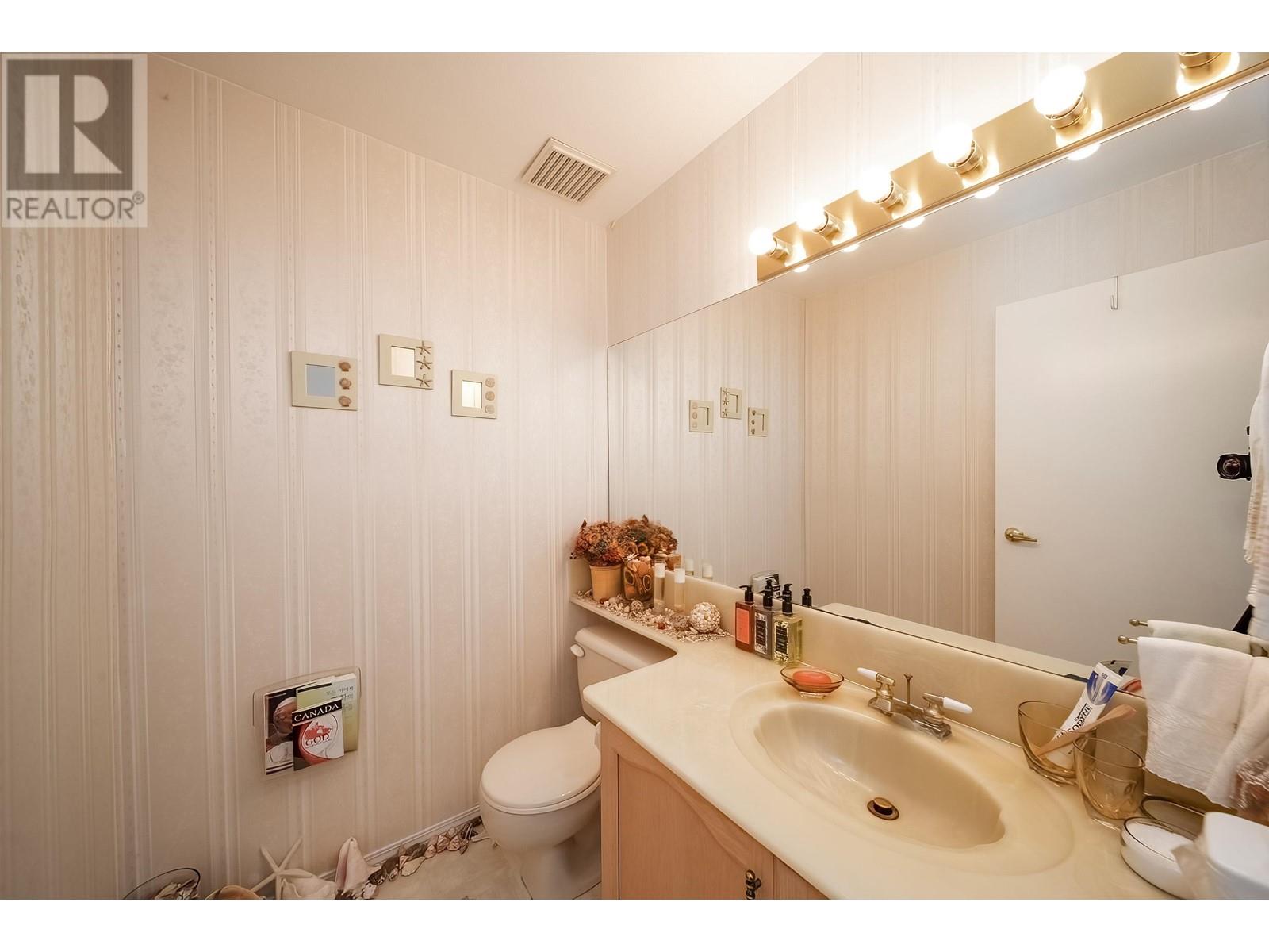 6250 Clinton Street, Burnaby, British Columbia  V5J 2M7 - Photo 33 - R2902700
