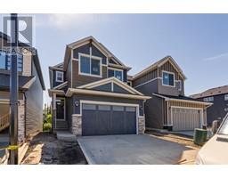 207 Silver Spruce Grove SW, calgary, Alberta