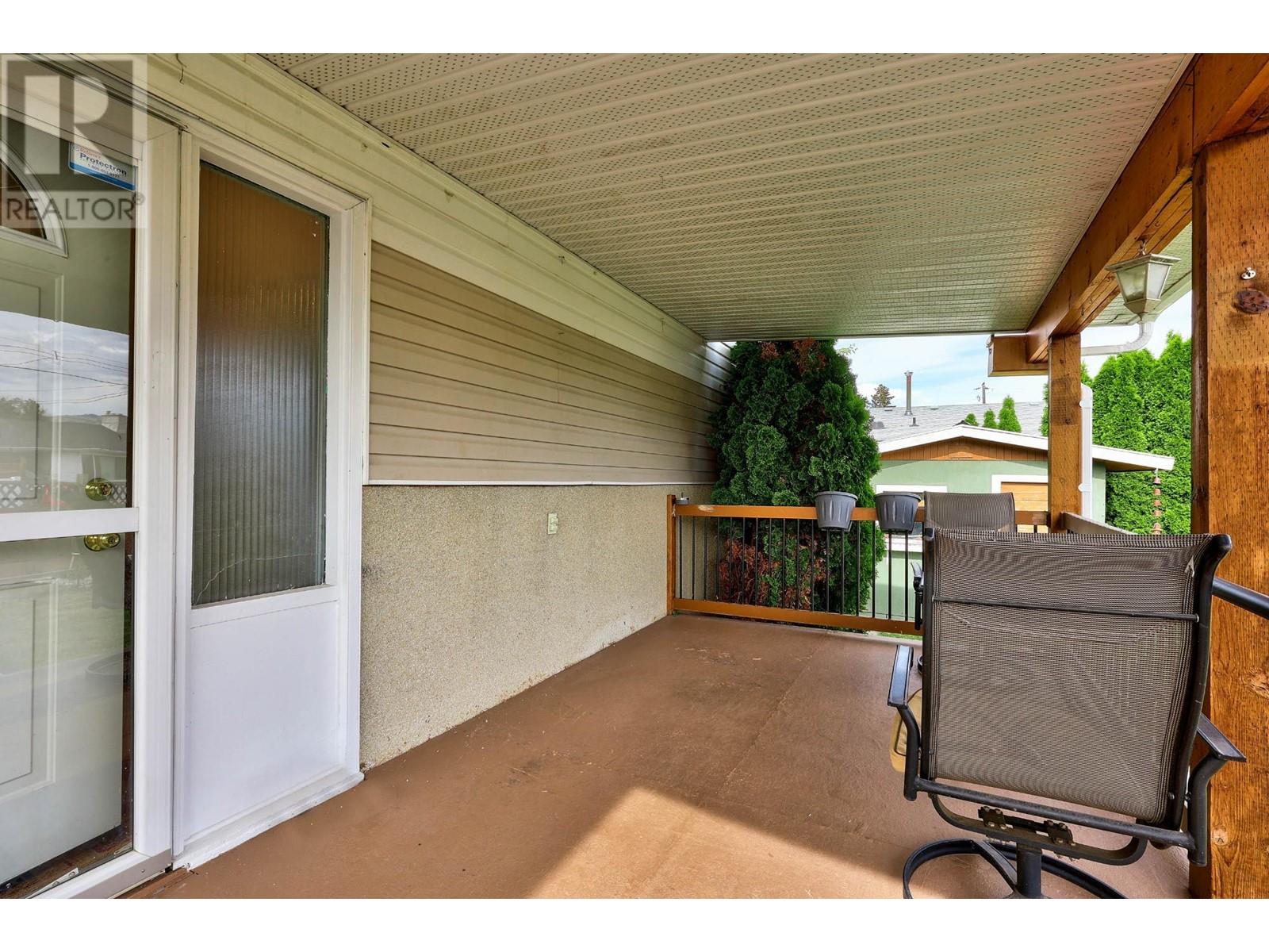 1302/1304 Sitka Street, Kamloops, British Columbia  V2B 2V9 - Photo 31 - 179725