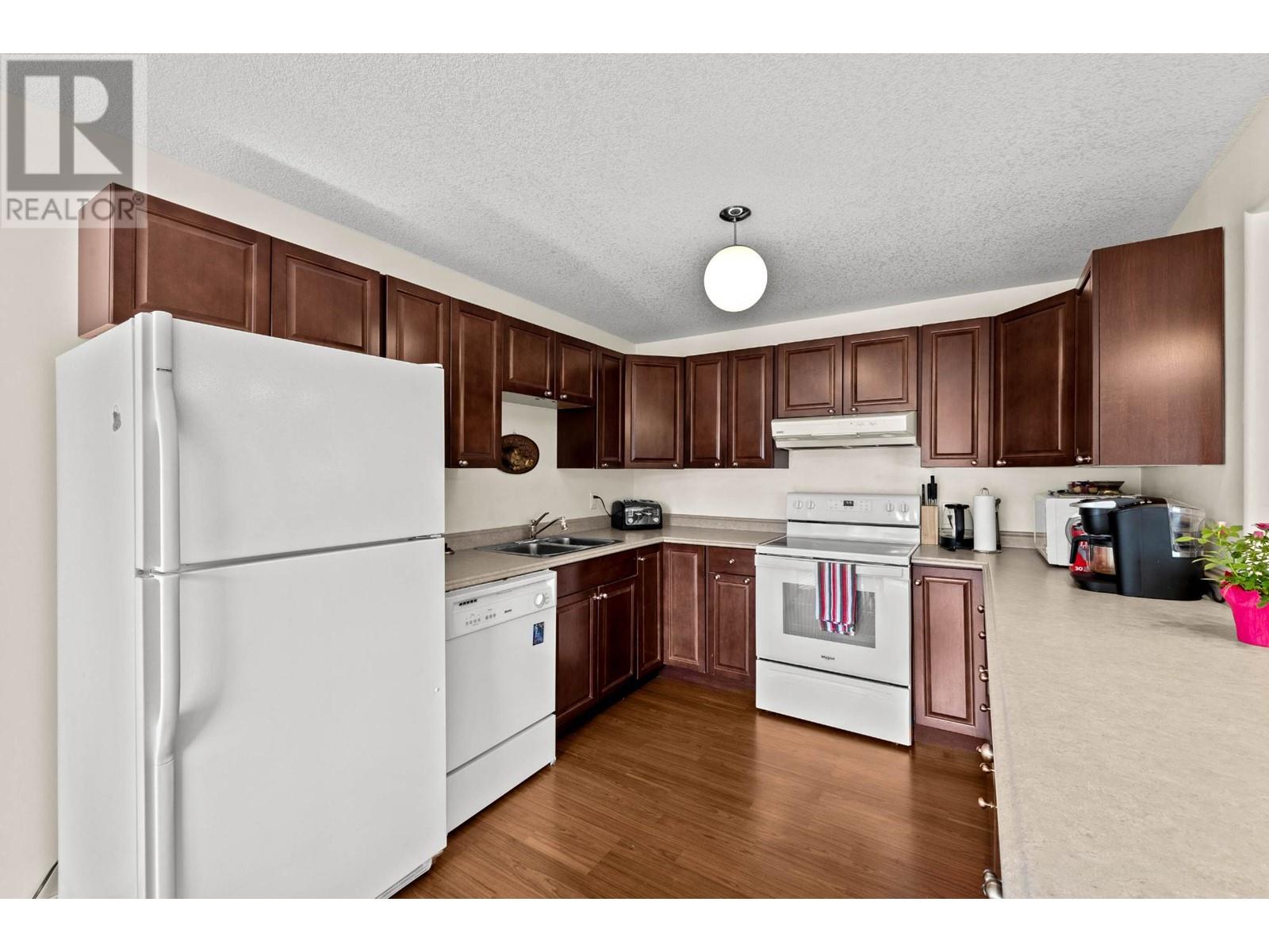 1302/1304 Sitka Street, Kamloops, British Columbia  V2B 2V9 - Photo 13 - 179725