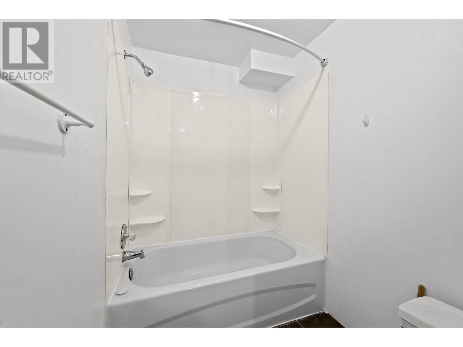 1302/1304 Sitka Street, Kamloops, British Columbia  V2B 2V9 - Photo 52 - 179725