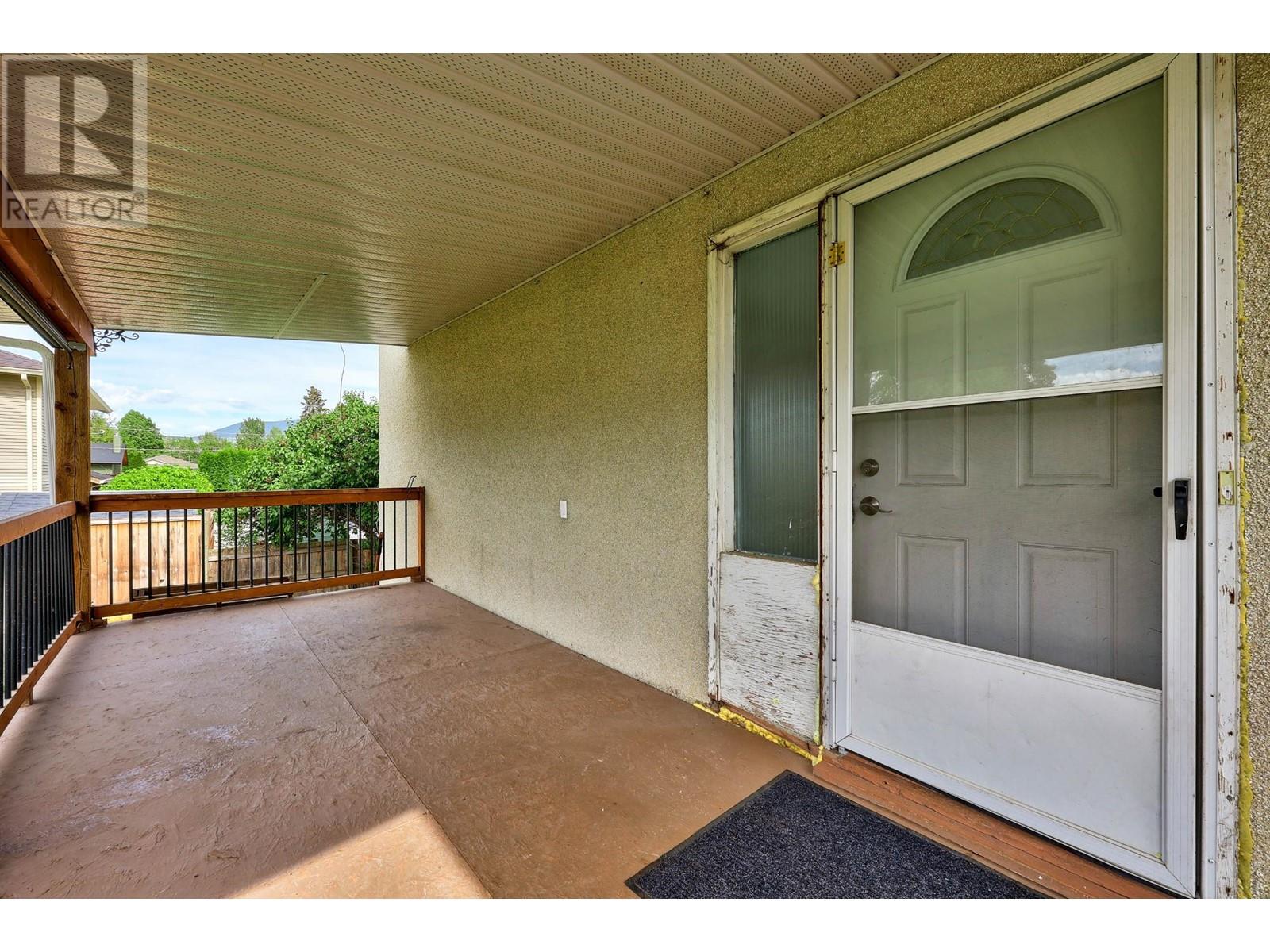 1302/1304 Sitka Street, Kamloops, British Columbia  V2B 2V9 - Photo 36 - 179725