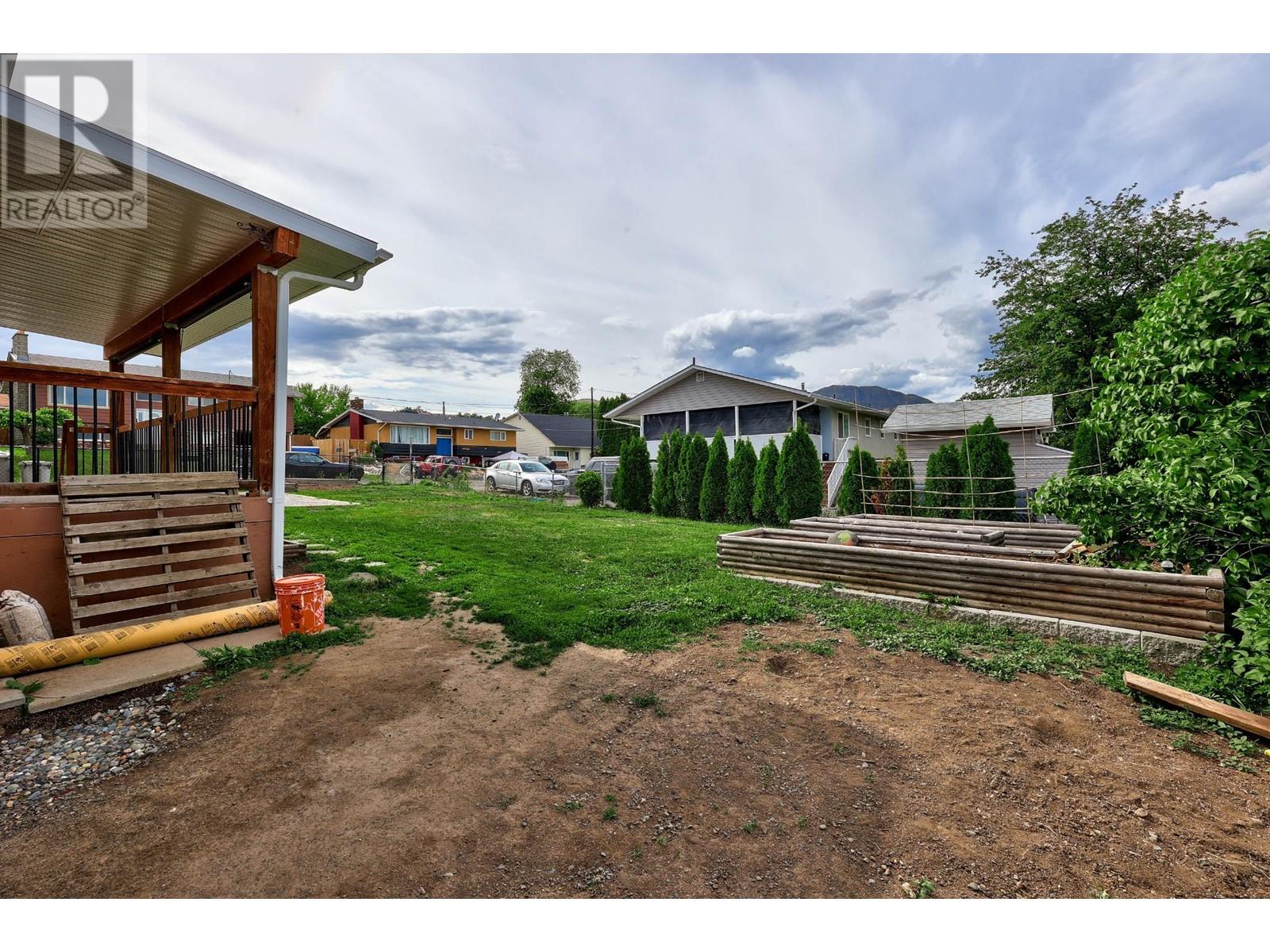 1302/1304 Sitka Street, Kamloops, British Columbia  V2B 2V9 - Photo 58 - 179725