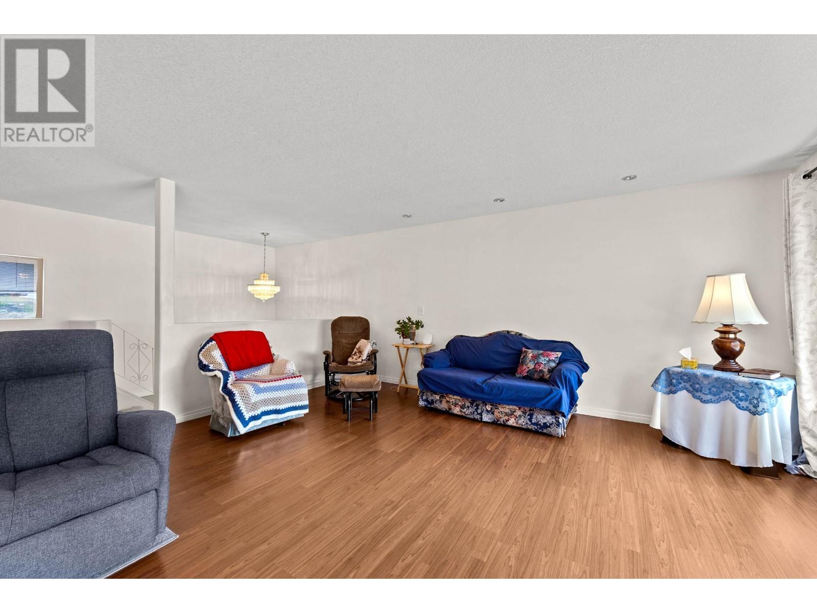 1302/1304 Sitka Street, Kamloops, British Columbia  V2B 2V9 - Photo 6 - 179725