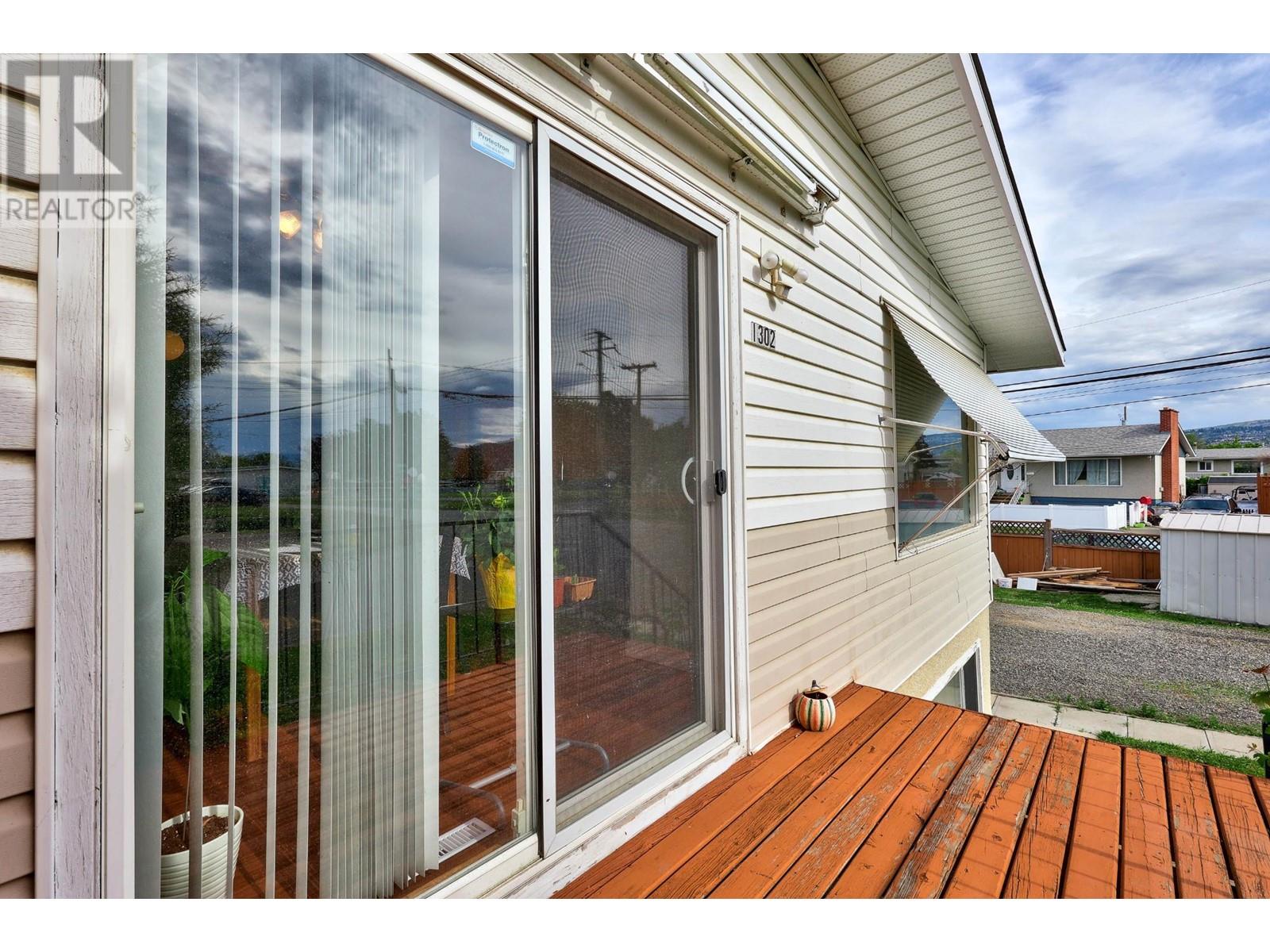 1302/1304 Sitka Street, Kamloops, British Columbia  V2B 2V9 - Photo 10 - 179725