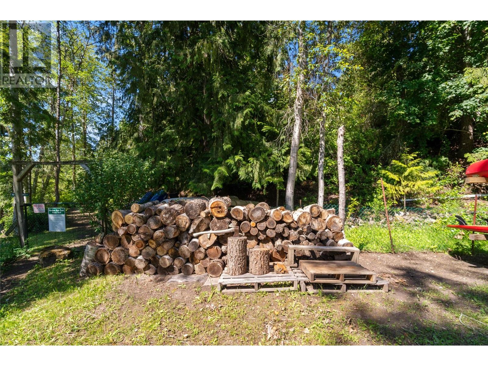 803 Gardom Lake Road Enderby