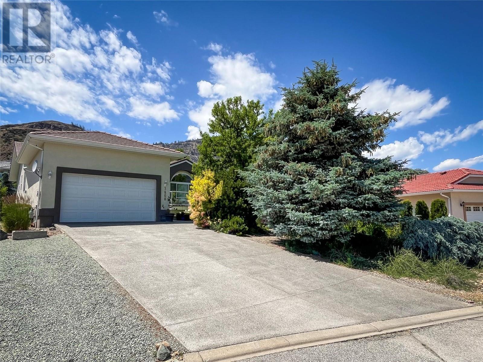 3808 Cypress Hills Drive Osoyoos