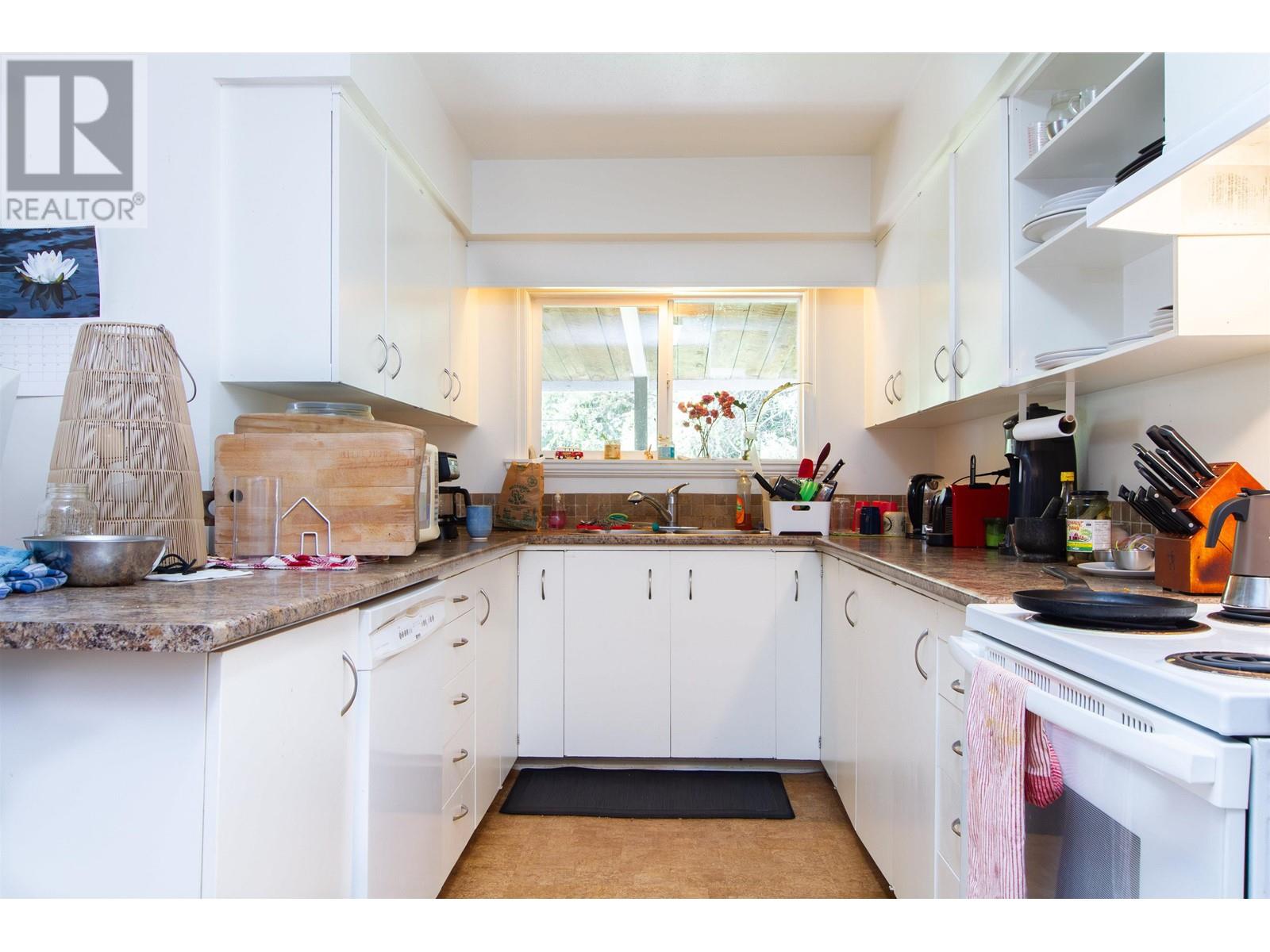 38373 Buckley Avenue, Squamish, British Columbia  V8B 0A5 - Photo 7 - R2900603