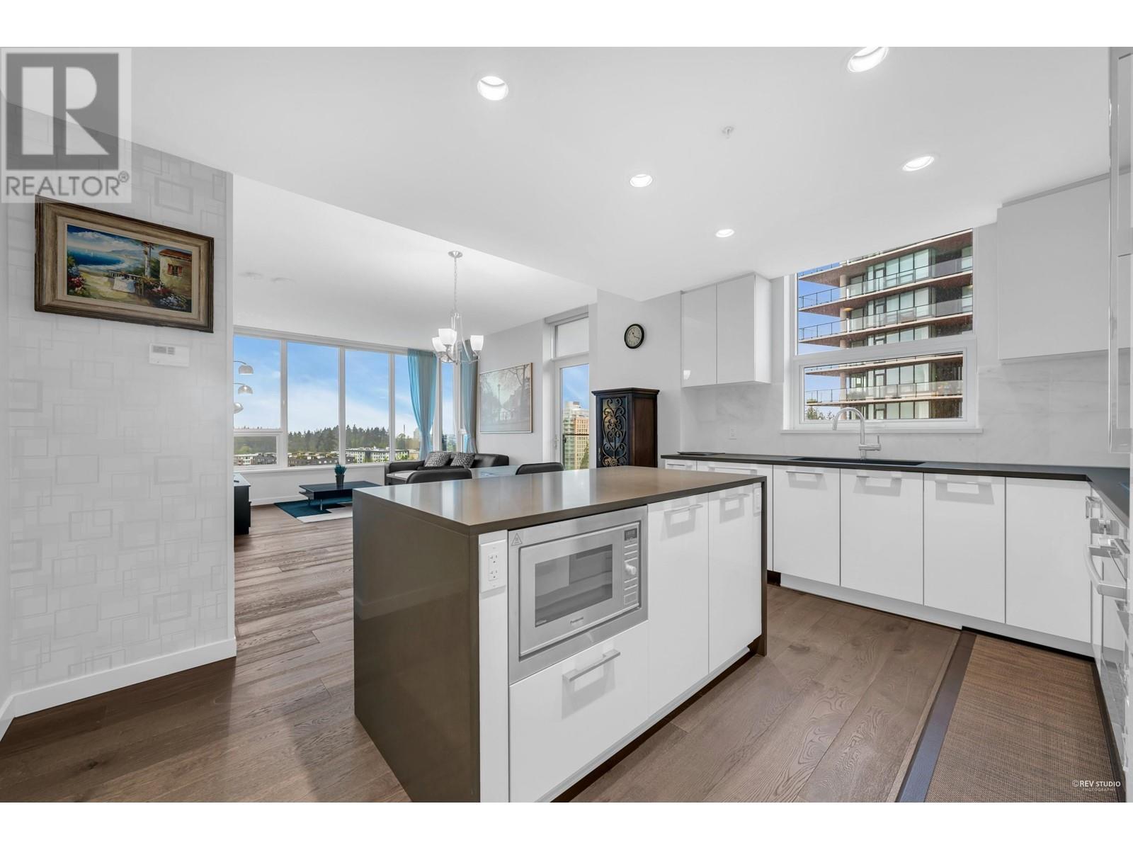 Listing Picture 5 of 32 : 1603 3487 BINNING ROAD, Vancouver / 溫哥華 - 魯藝地產 Yvonne Lu Group - MLS Medallion Club Member