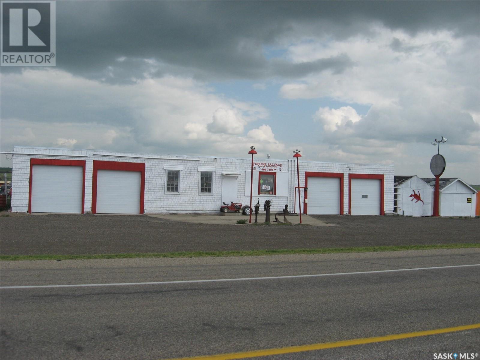Top Line Salvage, Moose Jaw Rm No. 161, Saskatchewan  S6H 7N6 - Photo 5 - SK975731