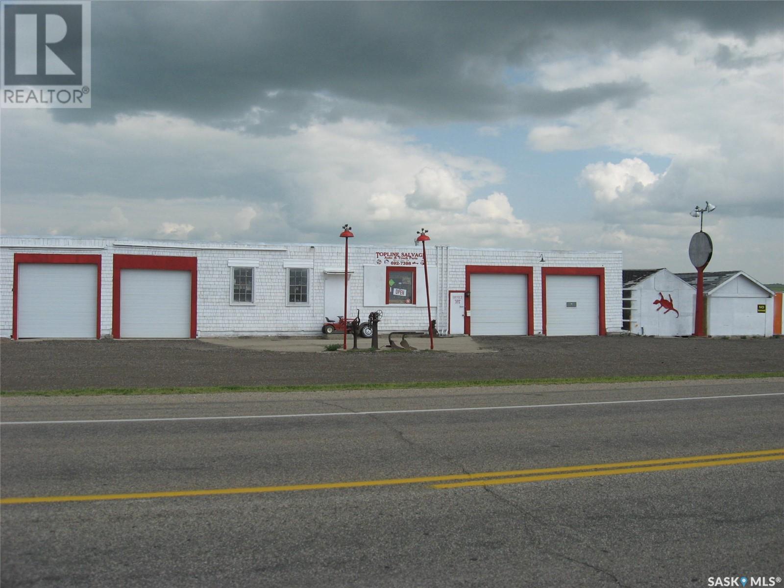 Top Line Salvage, Moose Jaw Rm No. 161, Saskatchewan  S6H 7N6 - Photo 7 - SK975731