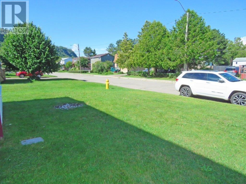 88 Stadler Ave, Red Rock, Ontario  P0T 2P0 - Photo 2 - TB242089