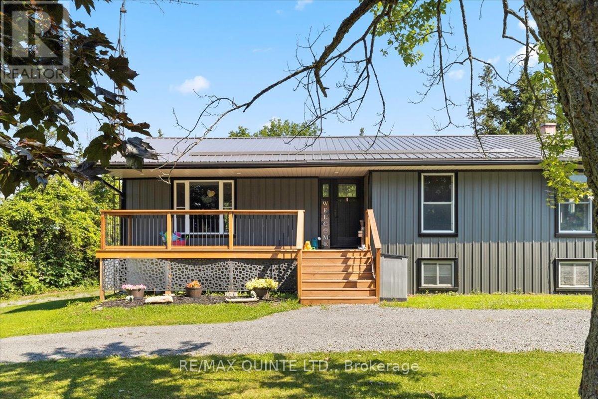 608 County Road 22, Prince Edward County (Sophiasburgh), Ontario  K0K 2T0 - Photo 3 - X9017960