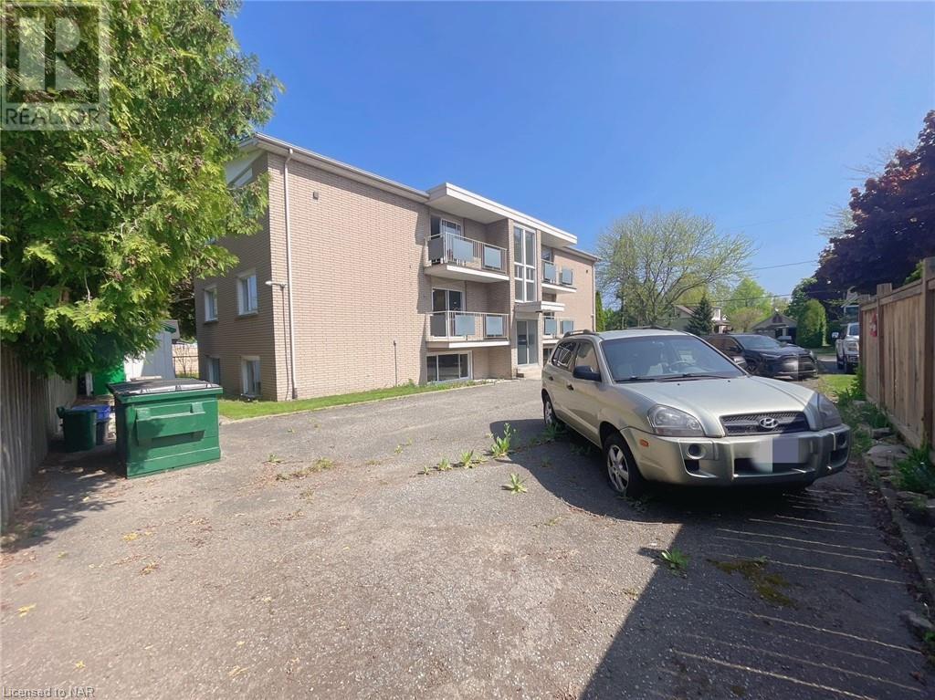 15 John Street Unit# 4, St. Catharines, Ontario  L2N 4P2 - Photo 3 - 40617464