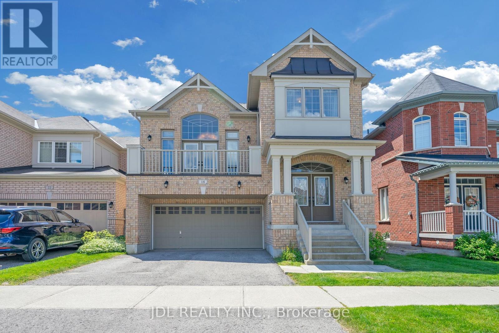 18 KELLINGTON TRAIL, whitchurch-stouffville (stouffville), Ontario