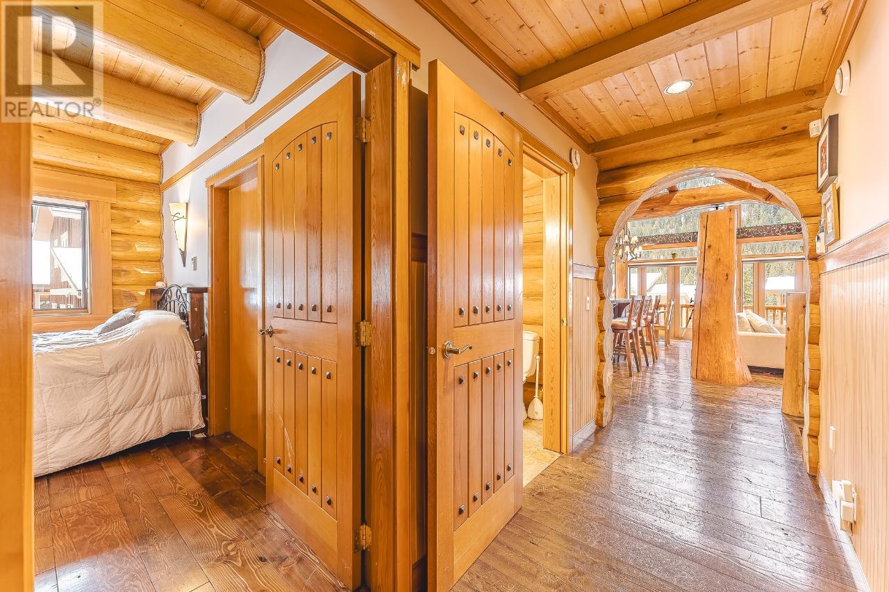 2439 Fairways Drive, Sun Peaks, British Columbia  V0E 5N0 - Photo 40 - 179733