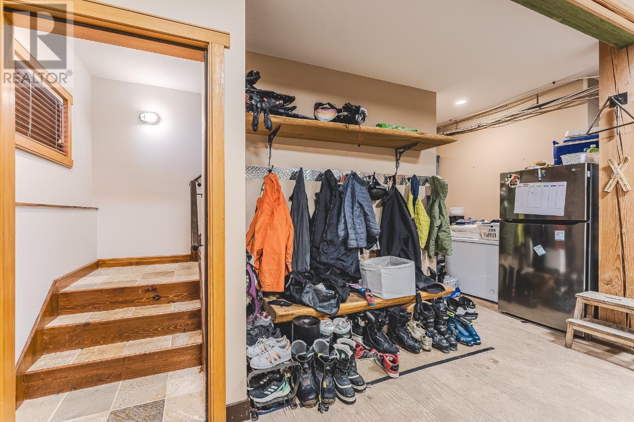 2439 Fairways Drive, Sun Peaks, British Columbia  V0E 5N0 - Photo 58 - 179733