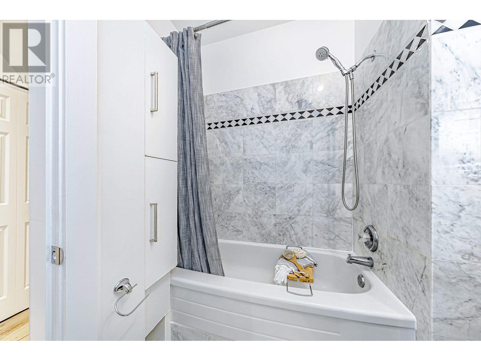 8 2156 W 12th Avenue, Vancouver, British Columbia  V6K 2N2 - Photo 22 - R2903084