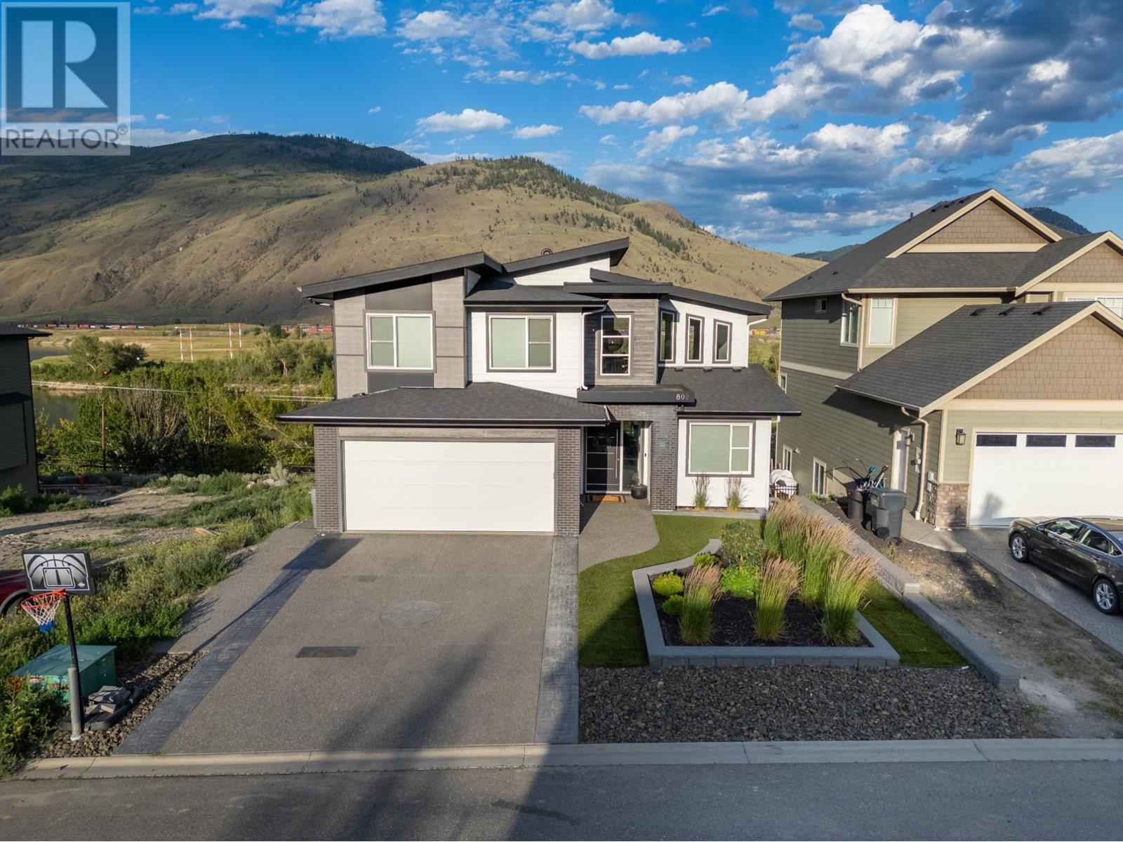 809 WOODRUSH CRT, kamloops, British Columbia