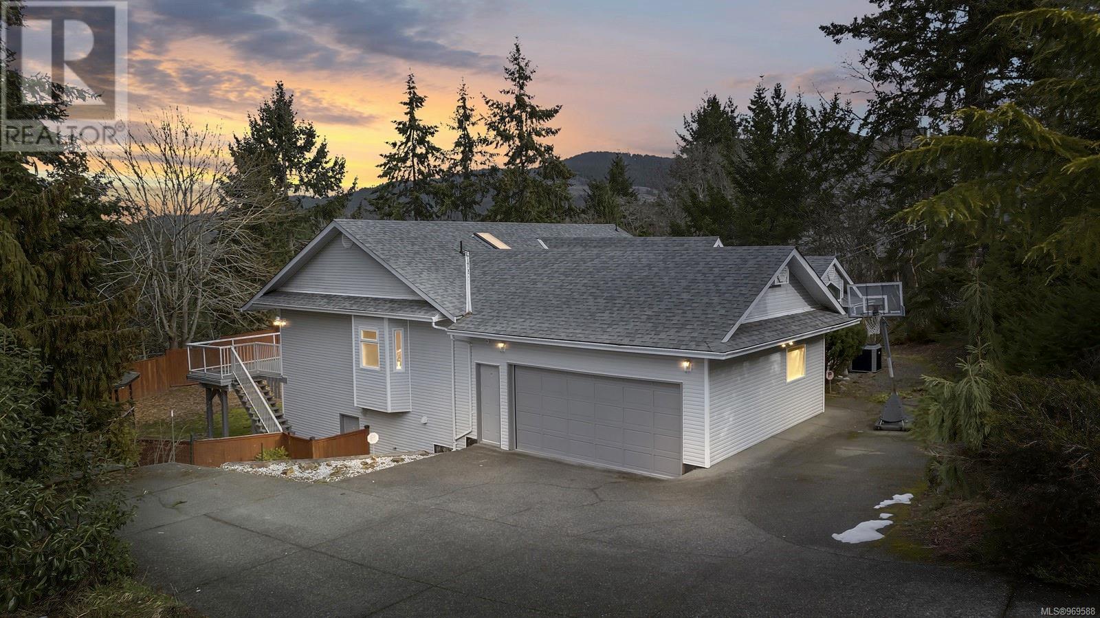 Property at 1227 McKenzie Dr image 1