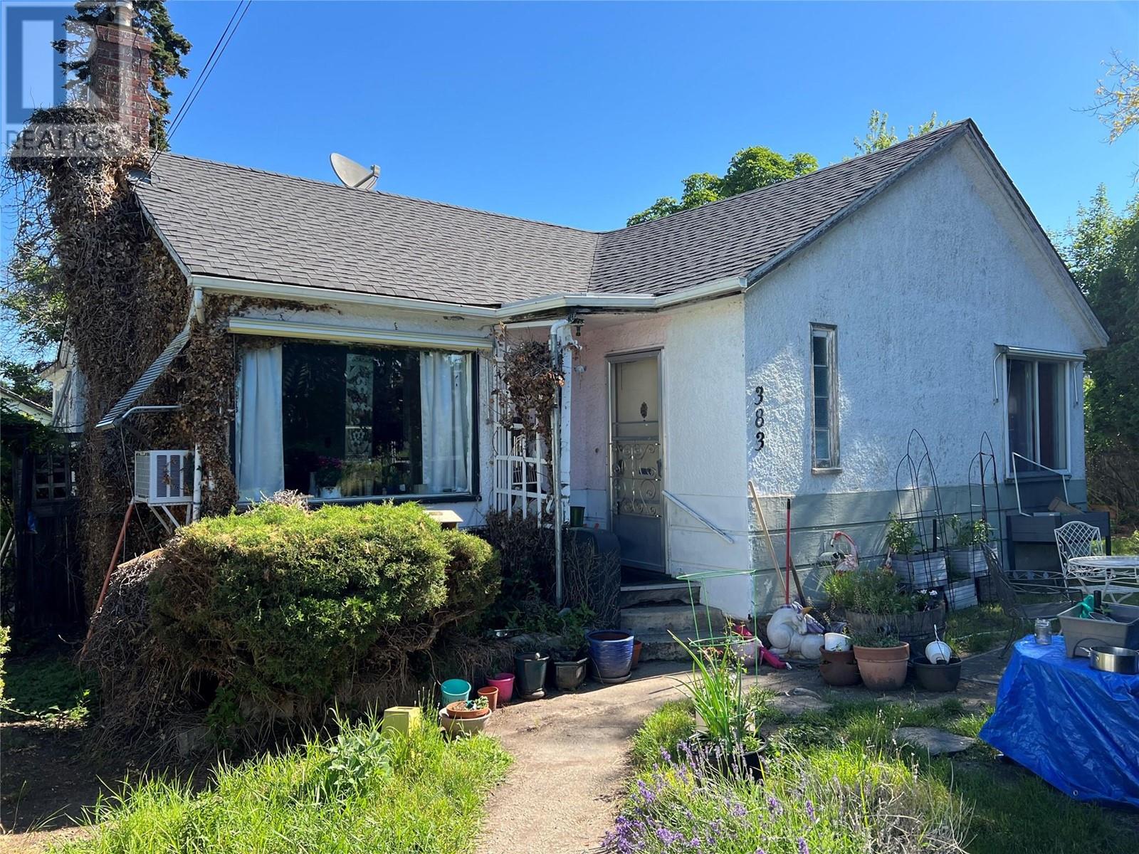 Property at 383 Scott Avenue image 3