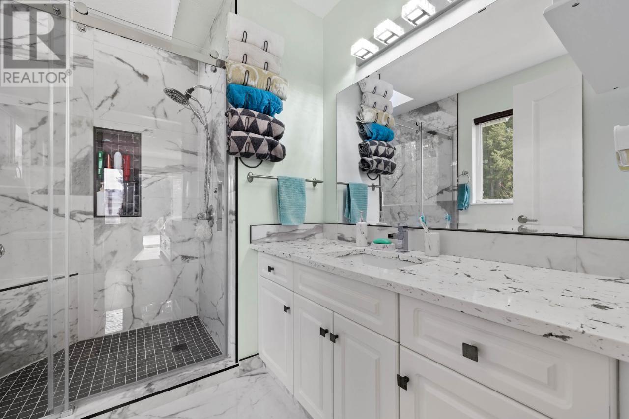 880 Heather Road, Clearwater, British Columbia  V0E 1N2 - Photo 18 - 179332