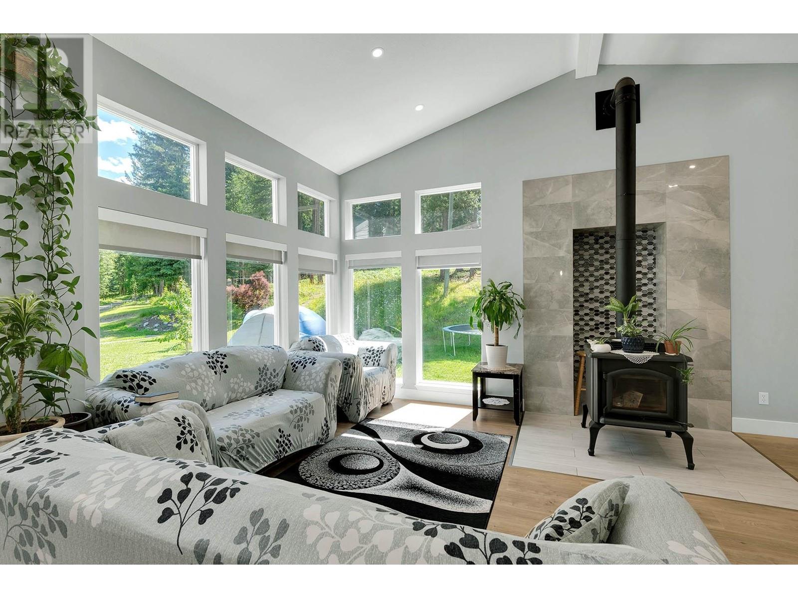 880 Heather Road, Clearwater, British Columbia  V0E 1N2 - Photo 13 - 179332