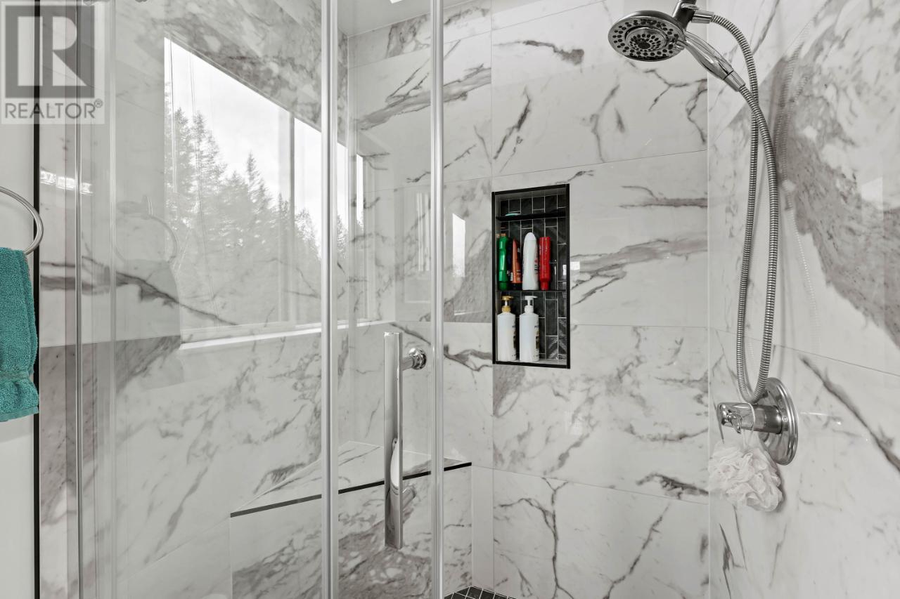 880 Heather Road, Clearwater, British Columbia  V0E 1N2 - Photo 19 - 179332