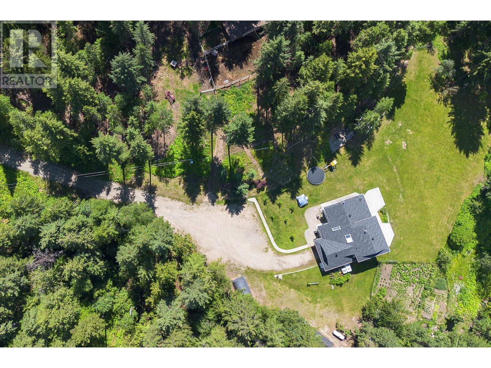 880 Heather Road, Clearwater, British Columbia  V0E 1N2 - Photo 47 - 179332