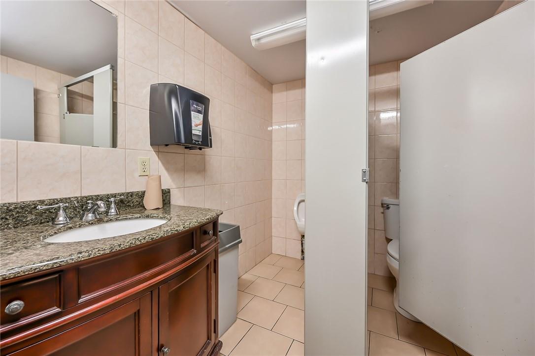 54 Centennial Parkway N, Hamilton, Ontario  L8E 1H6 - Photo 35 - H4199563