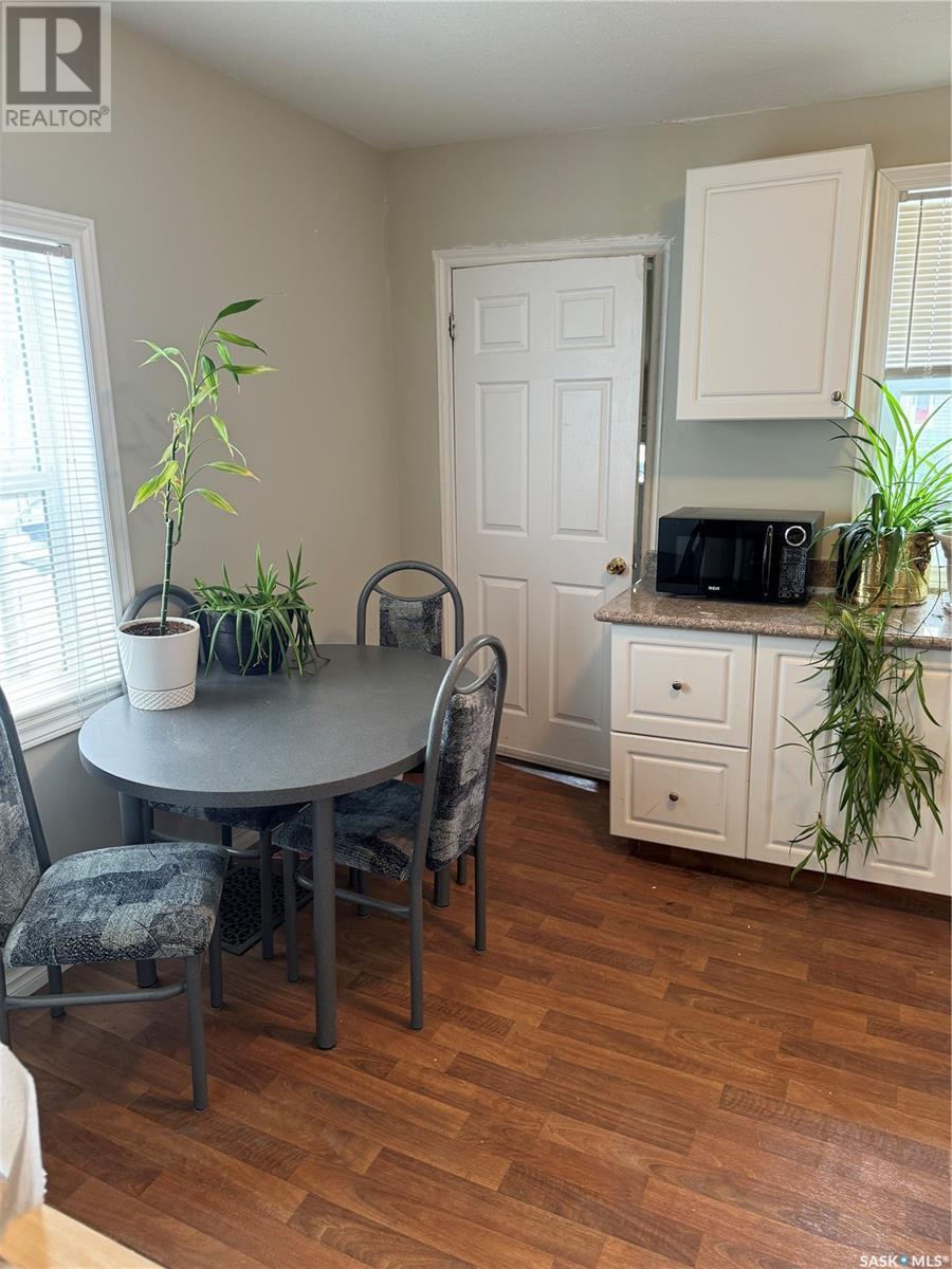 Property at 2835 DEWDNEY AVENUE image 5