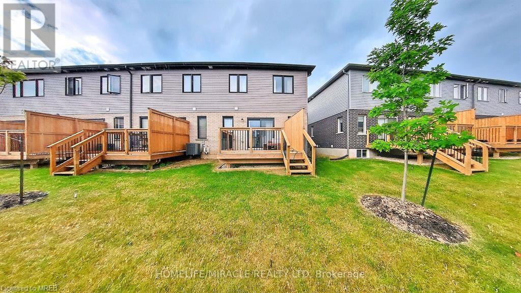 8 Pony Way, Kitchener, Ontario  N2R 1R2 - Photo 34 - 40617596